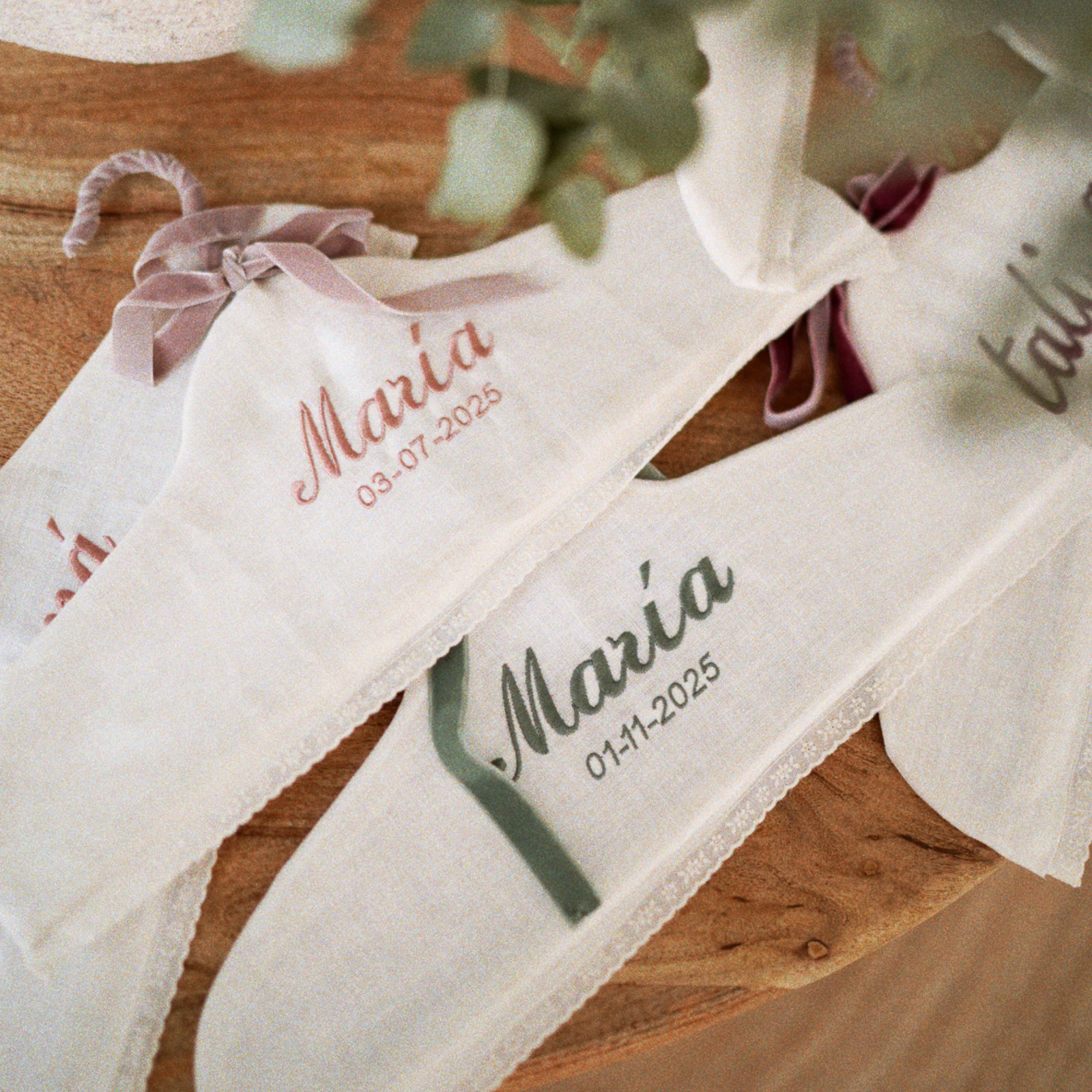 Personalización Bolsas y perchas