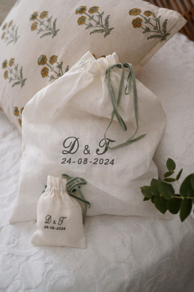 Bolsa grande bordada