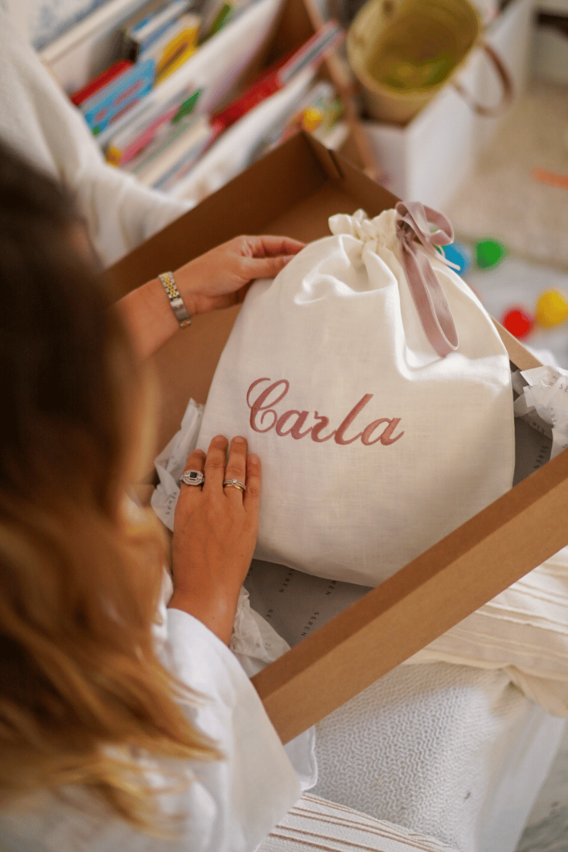 Bolsa grande bordada